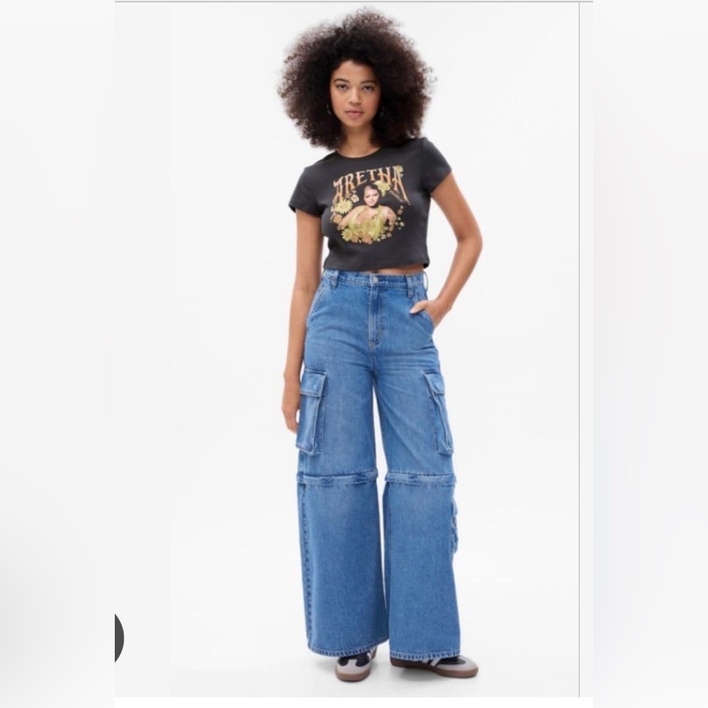 GAP Gray Crop Top with Orange and Yellow Graphic